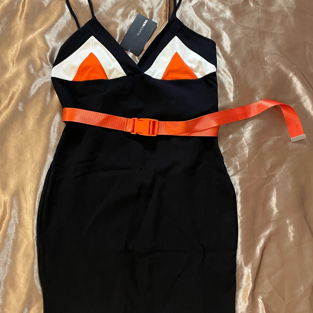 Orange black and white Buckled in belted dress